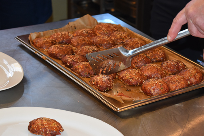 Гороховые бургеры (Zirņu burgers)